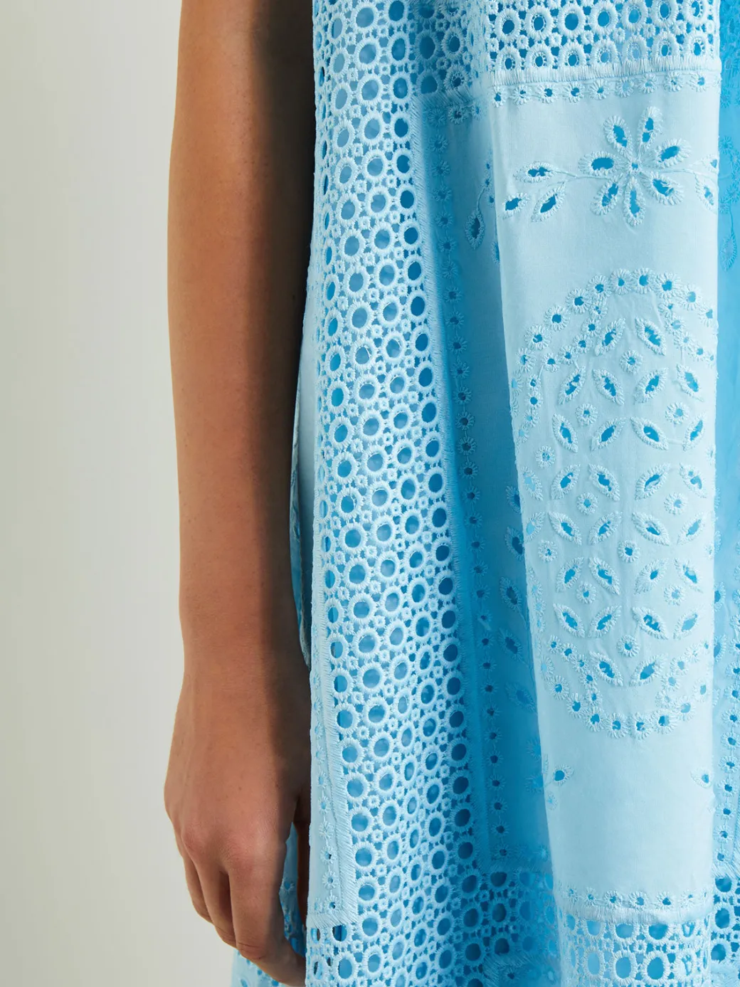 Midi Tent Dress - Sleeveless Eyelet Detailed Woven|Misook Best