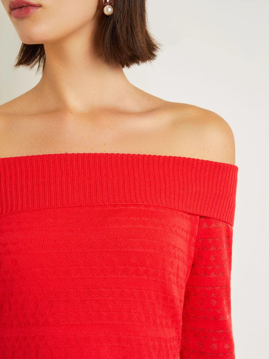 Modern Fit Off-The-Shoulder Burnout Knit Top|Misook Best