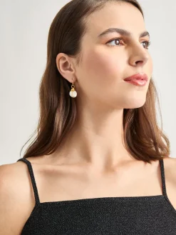 Modern Fit Ostrich Feather Trim Stretch Woven Tank|Misook Outlet