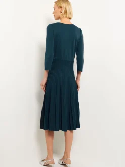 Pleated Contrast Panel Soft Knit Dress|Misook Outlet