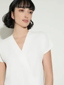Short Sleeve V-Neck Crepe de Chine Blouse|Misook Fashion
