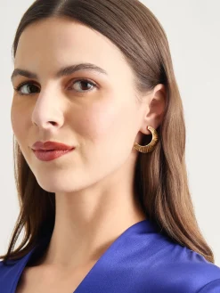 Textured Warm Swoop Earrings|Misook Online