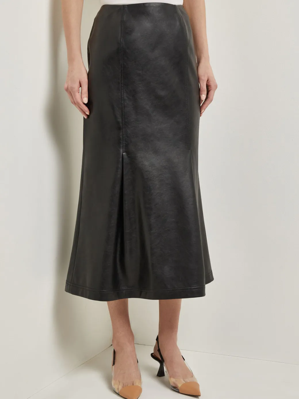 Vegan Leather Front Pleat Trumpet Skirt|Misook Sale